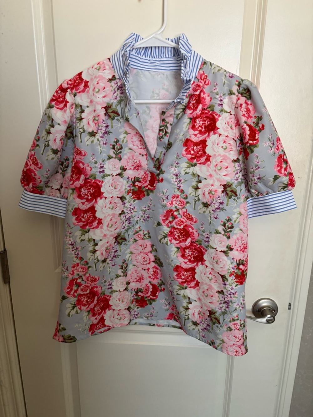 SHEIN Floral Puff-Sleeve Blouse